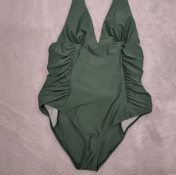 CUPSHE SWIMSUIT. - Picture 5 of 15